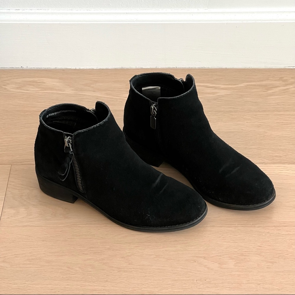 Blondo Waterproof Ankle Bootie - Black - Size 7M
